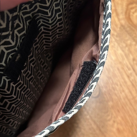 Kavu Black and White Patterned Belt Bag - Picture 6 of 14